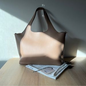 Cuyana System Tote 13” in Cappucino